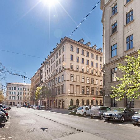בודפשט Freedom Apartment Near Parlament With Ac מראה חיצוני תמונה